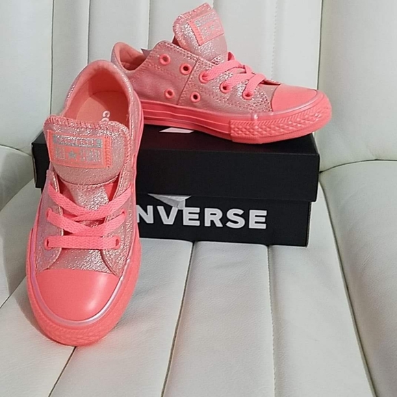 New converse - Picture 3 of 4